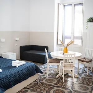  Bed and breakfast Principe Amedeo 93 Italia